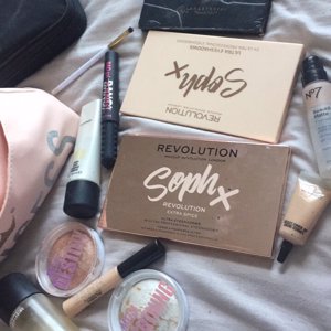 makeup obsession mega honey highlighter